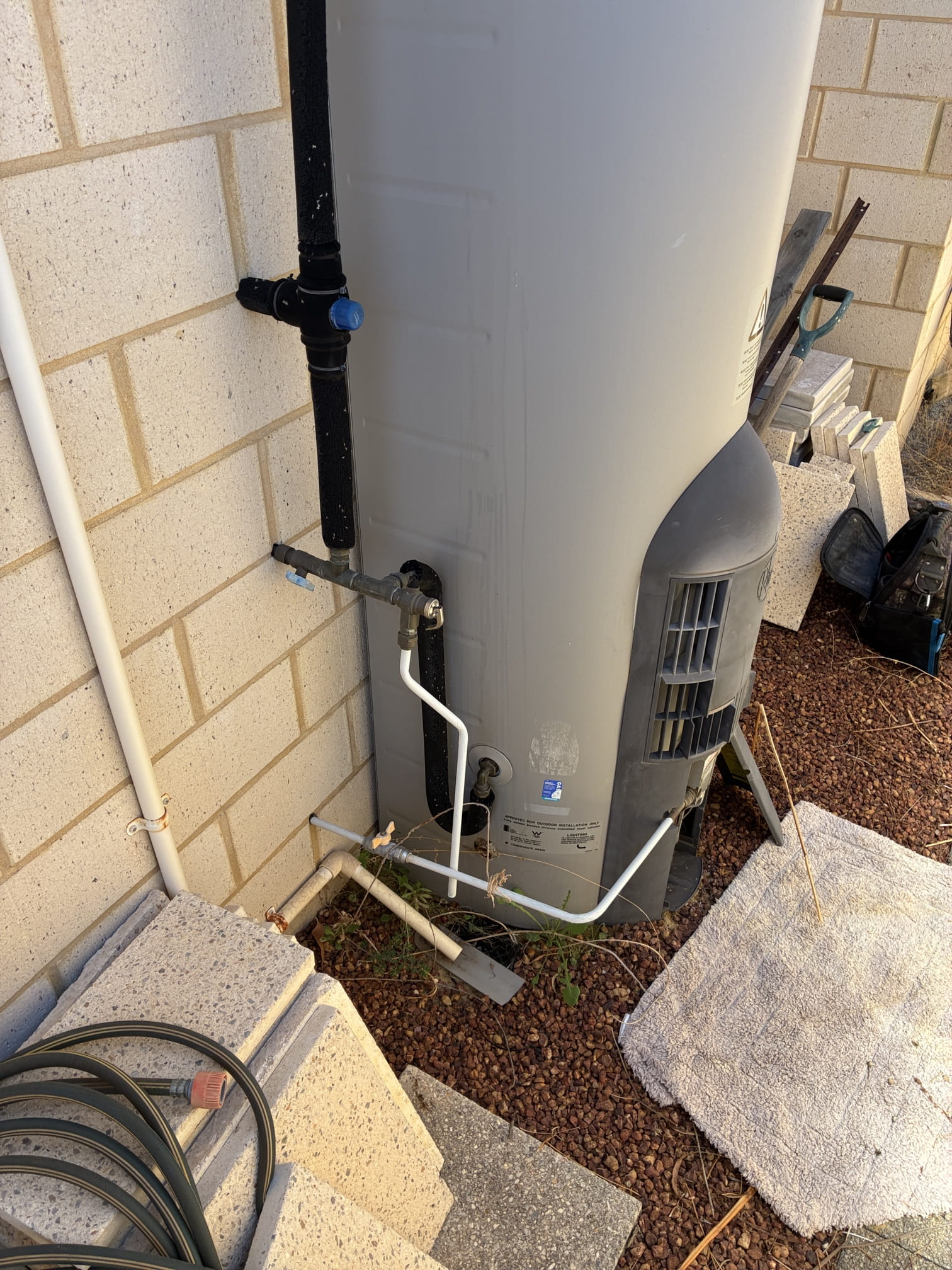 Case Study: Split Hot Water Tank Replaced in Hammond Park 2 New Rheem Stellar hot water system with new valves in Hammond Park