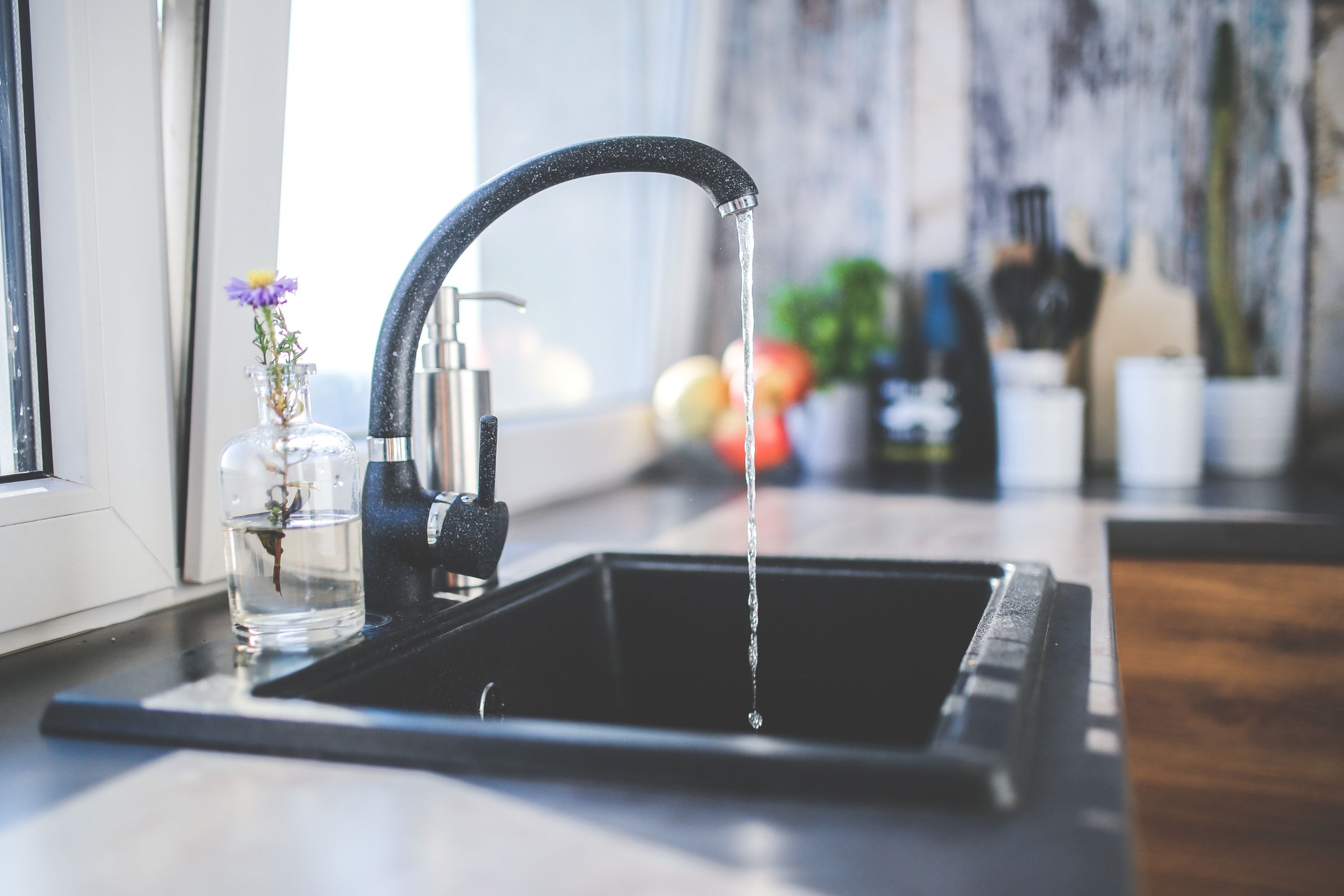 How to Change a Kitchen Tap | Guide | Replacing Taps